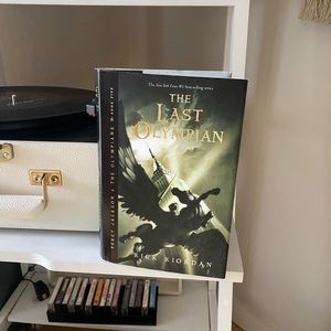 Percy Jackson book 5 titans curse hard cover